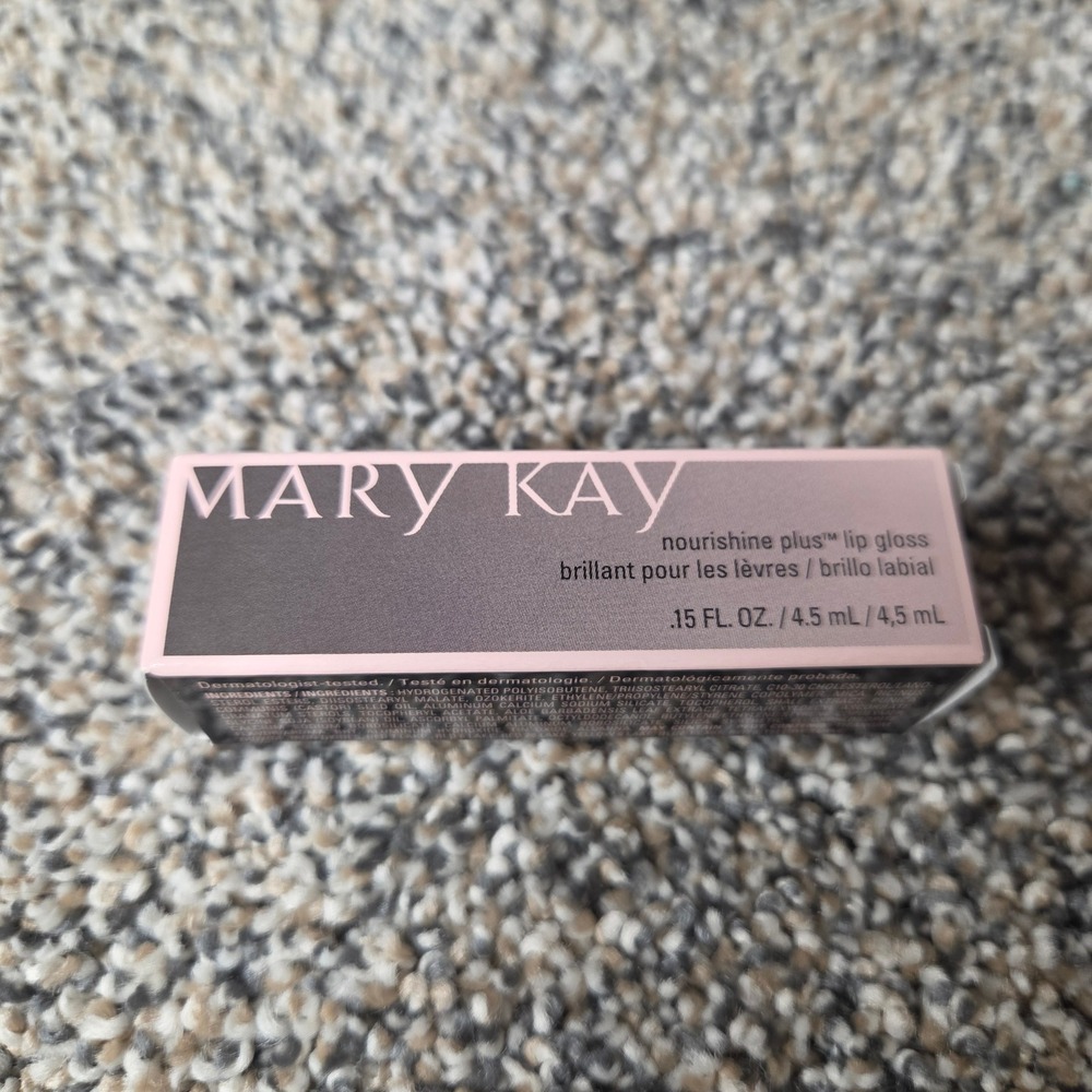 Mary Kay NouriShine Plus Lip Gloss Cream and Sugar 0.15 fl oz 047925 NEW